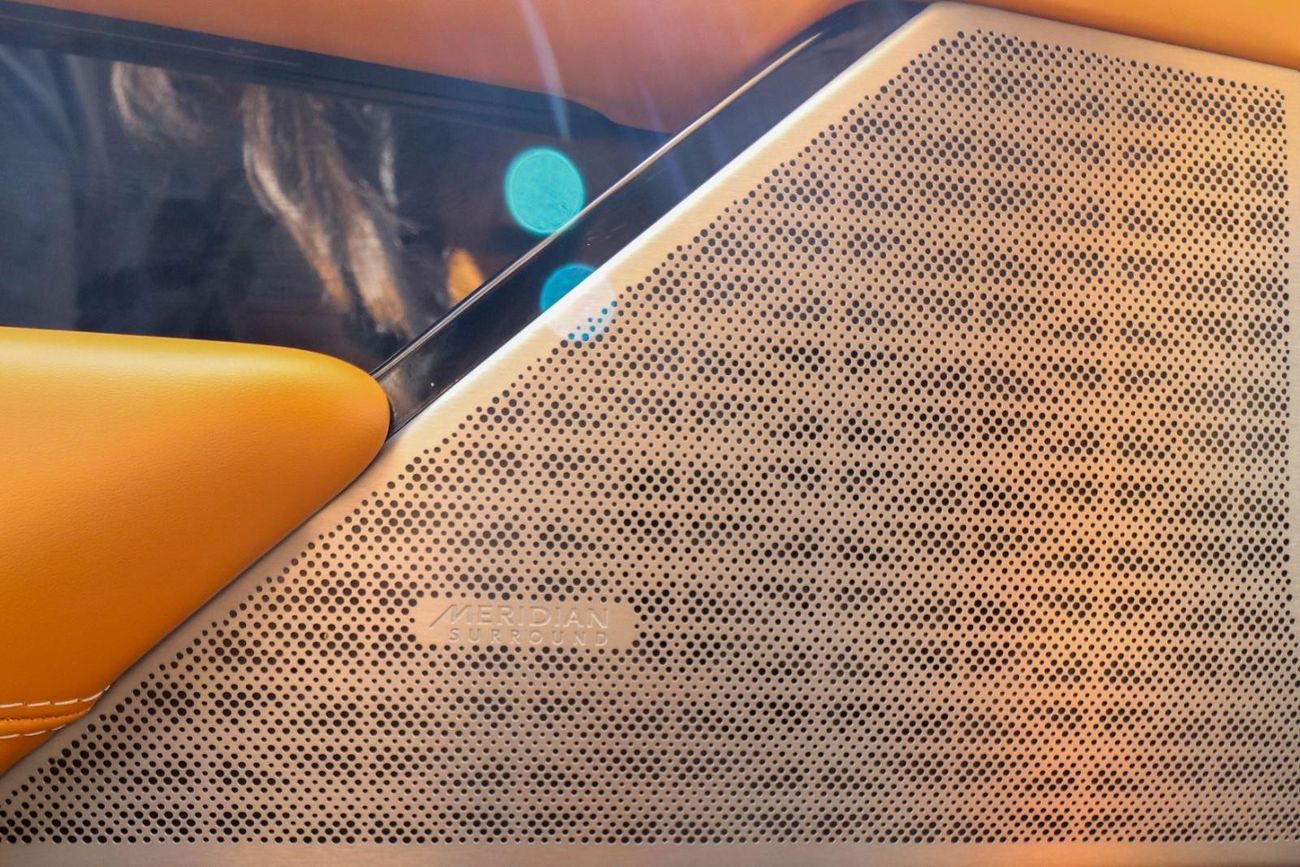 Land Rover Range Rover Velar L560