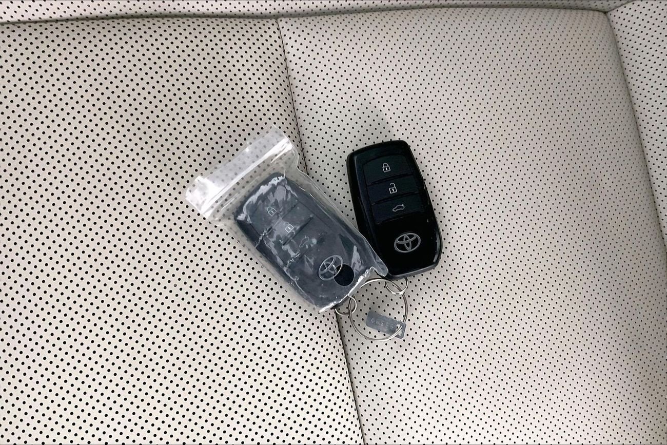 Toyota Crown Platinum | Guaranteed Warranty | 0 Down Payment