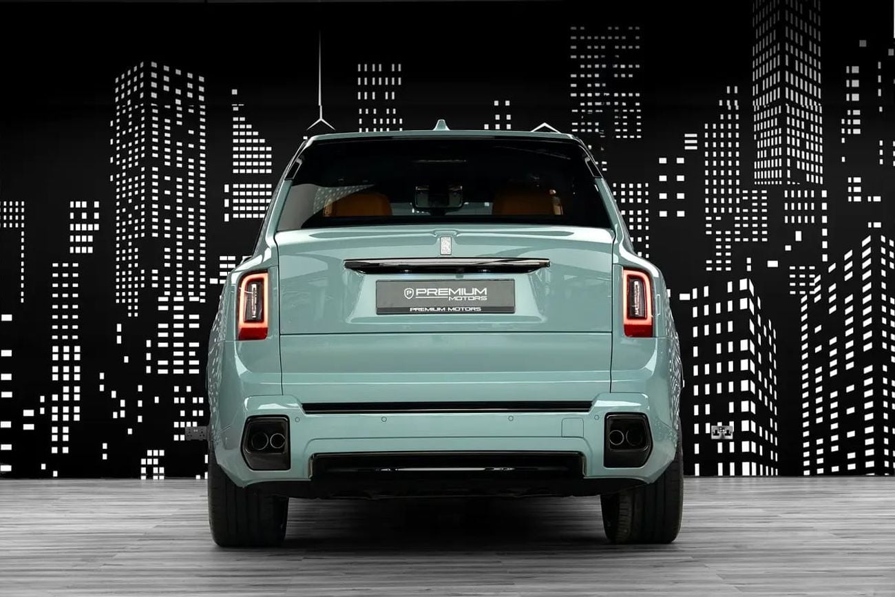 Rolls-Royce Cullinan ROLLS ROYCE | CULLINAN BLACK BADGE | GCC SPECS | DEALER WARRANTY + SERVICE CONTRACT