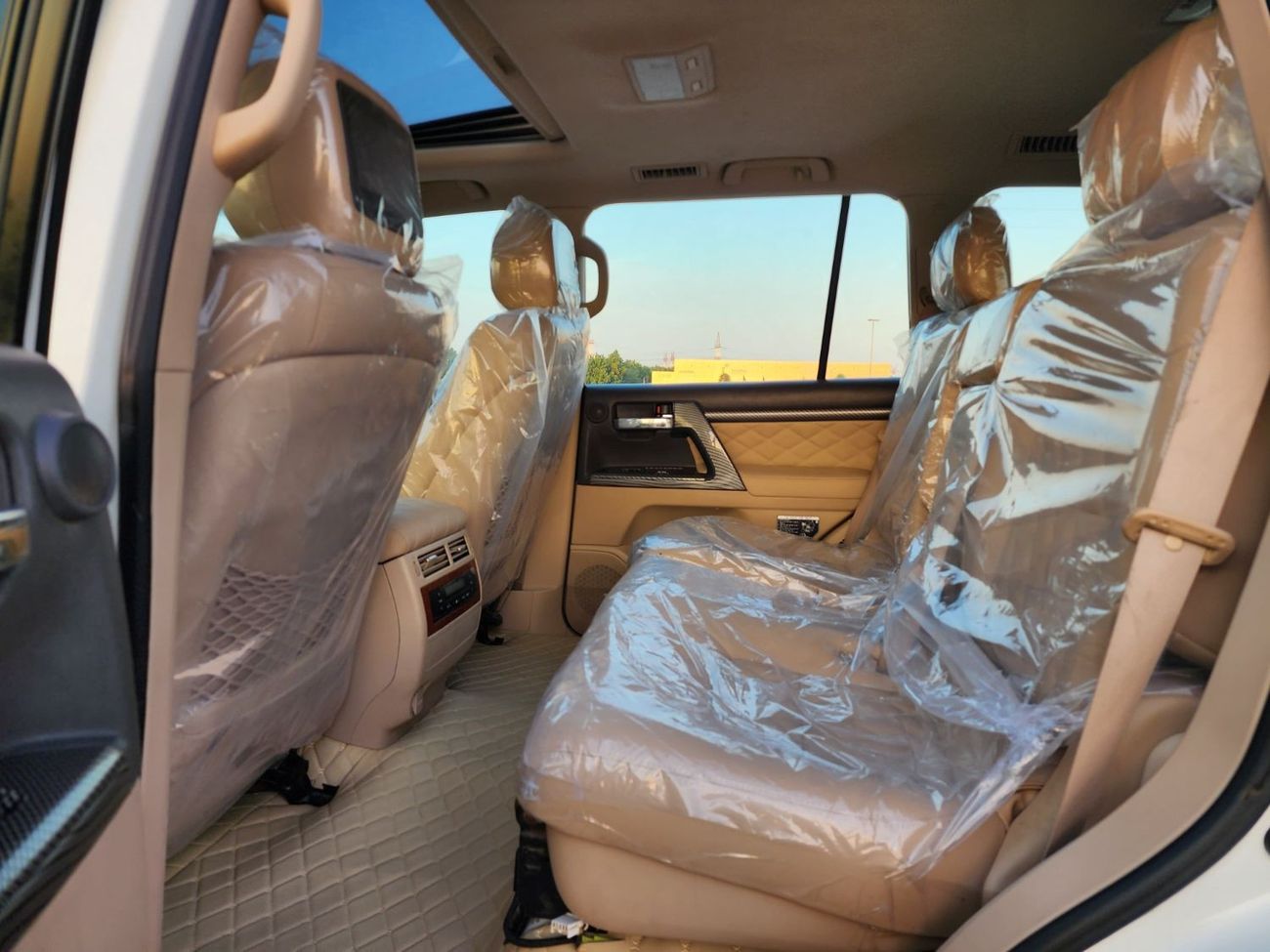 Toyota Land Cruiser VXR V8 VX.R upgrade 2022 full options