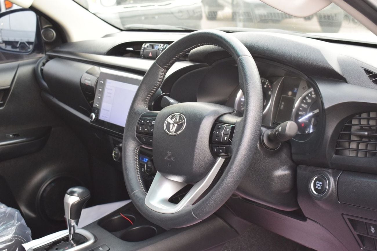 Toyota Hilux 2022 TOYOTA HILUX DOUBLE CABIN SR5