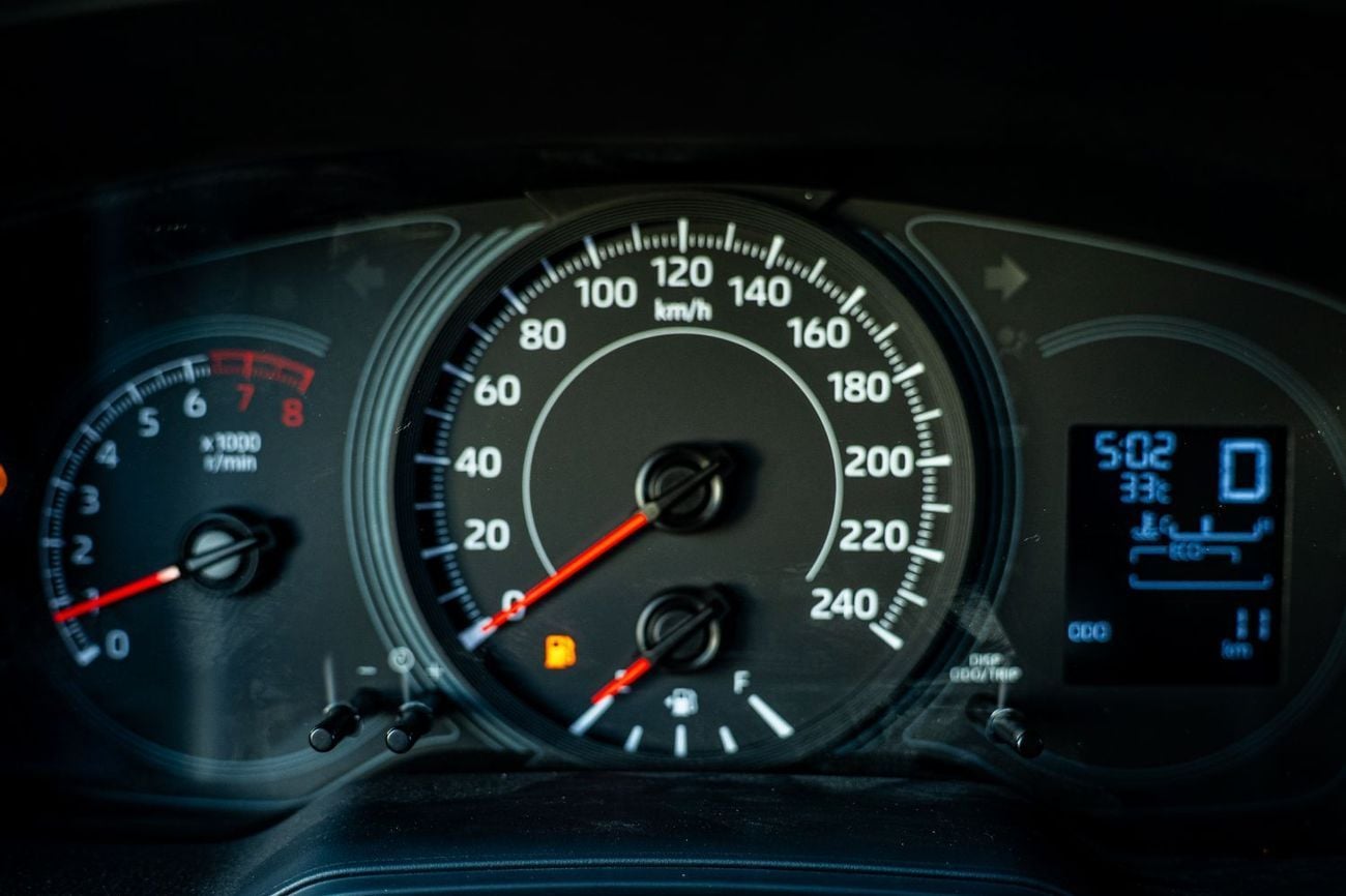 تويوتا كورولا XLI Toyota Corolla gcc spec  Engine 1,6 petrol  Basic option  Model 2026