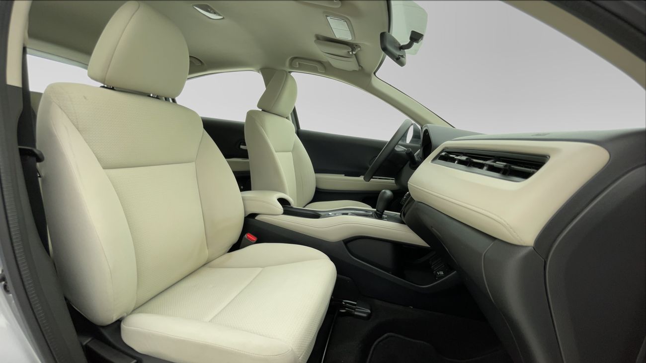 هوندا HRV LX 1.8 | بدون دفعة مقدمة | اختبار القيادة في المنزل