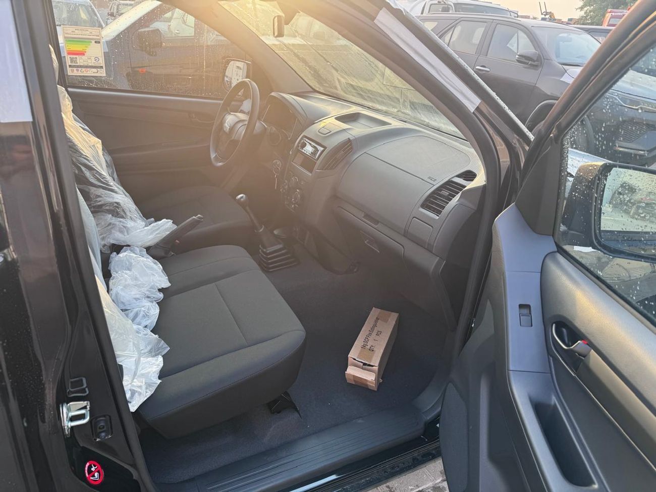 Isuzu DMax 2.5L 2WD (4x2) Single Cab (2 Doors) MY 2026 - Made in India