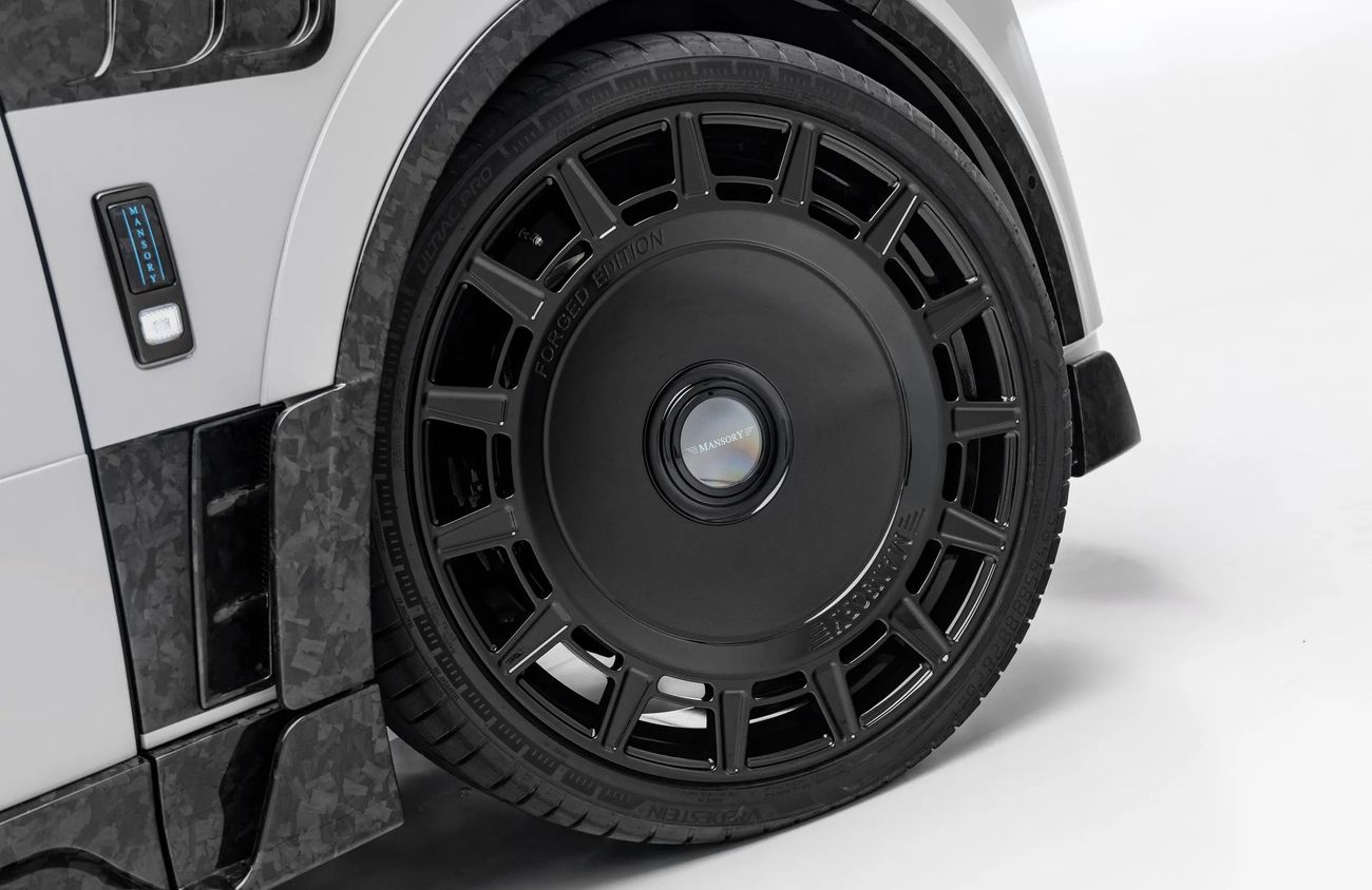 Rolls-Royce Cullinan 6.75L V12 Twin-Turbocharged Engine