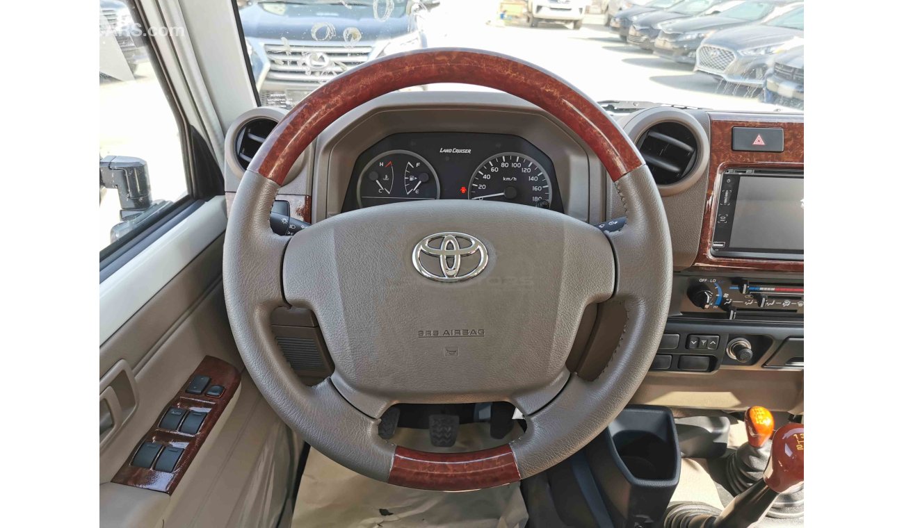 Toyota Land Cruiser Hard Top 4.2L Diesel, V Grade, Full Option (CODE # LX7602)