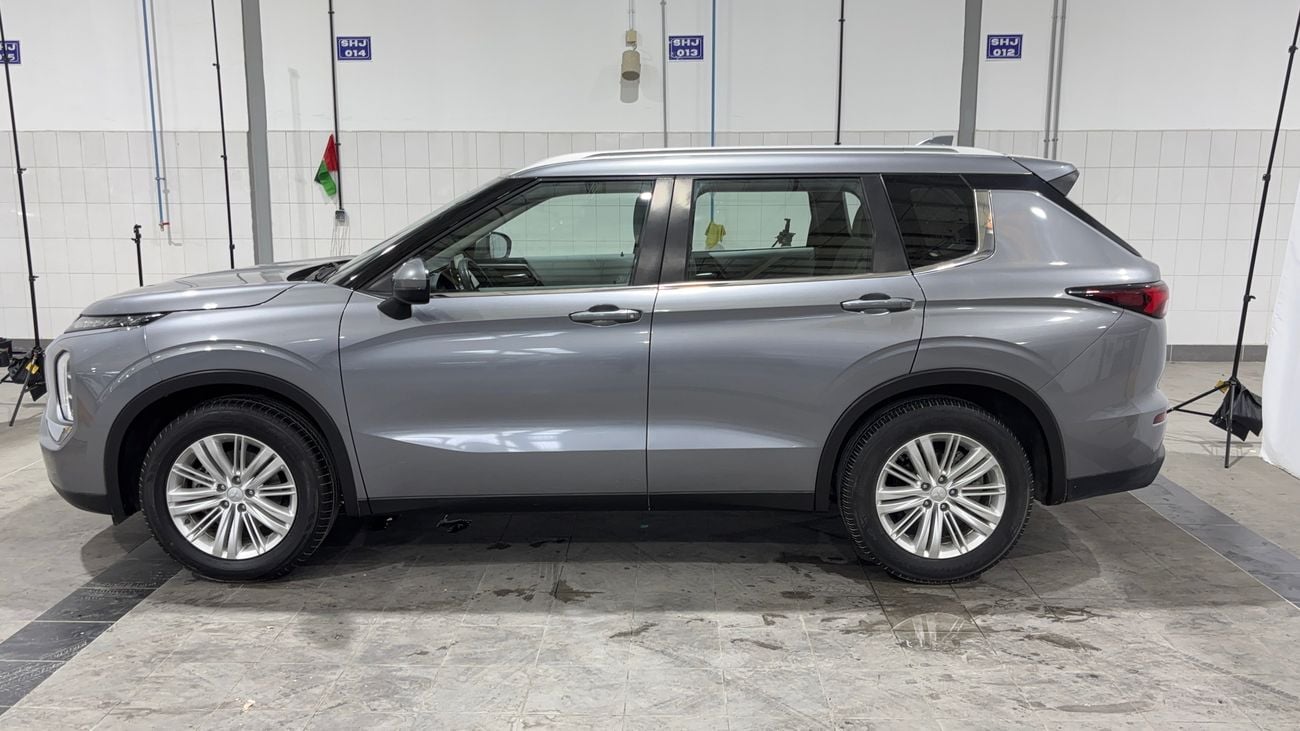 Mitsubishi Outlander GLX MIDLINE 2023 GLX MID LINE | AED 1003/Month | 0 DP | 30 Day Return | Warranty | Service History