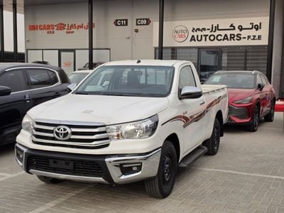 تويوتا هيلوكس STD 2.0L 4x2