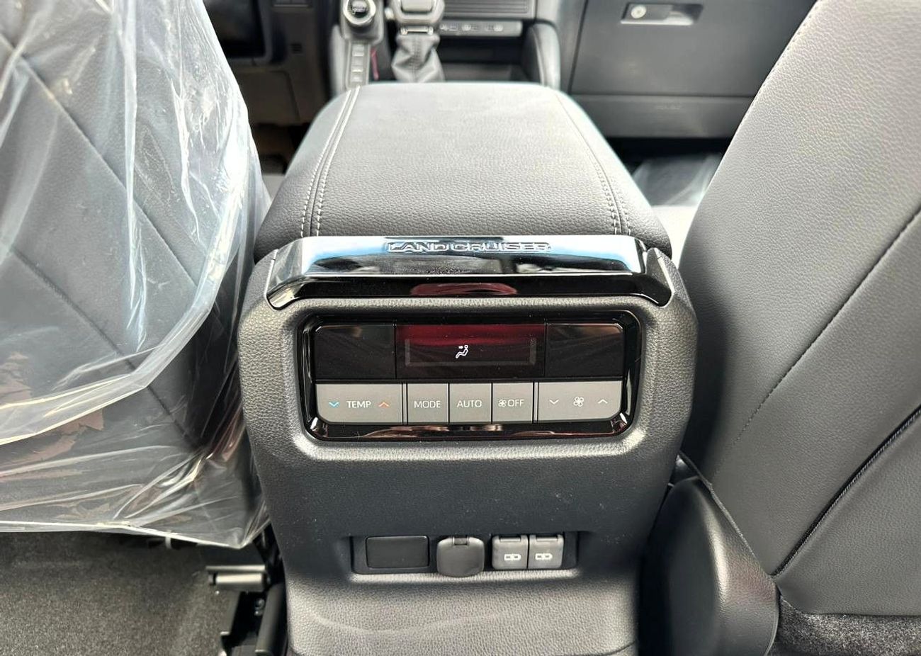 تويوتا برادو TOYOTA PRADO 2.4L PETROL BLACK 2025 GCC ALL-ROUNDER FULL (Export Only)