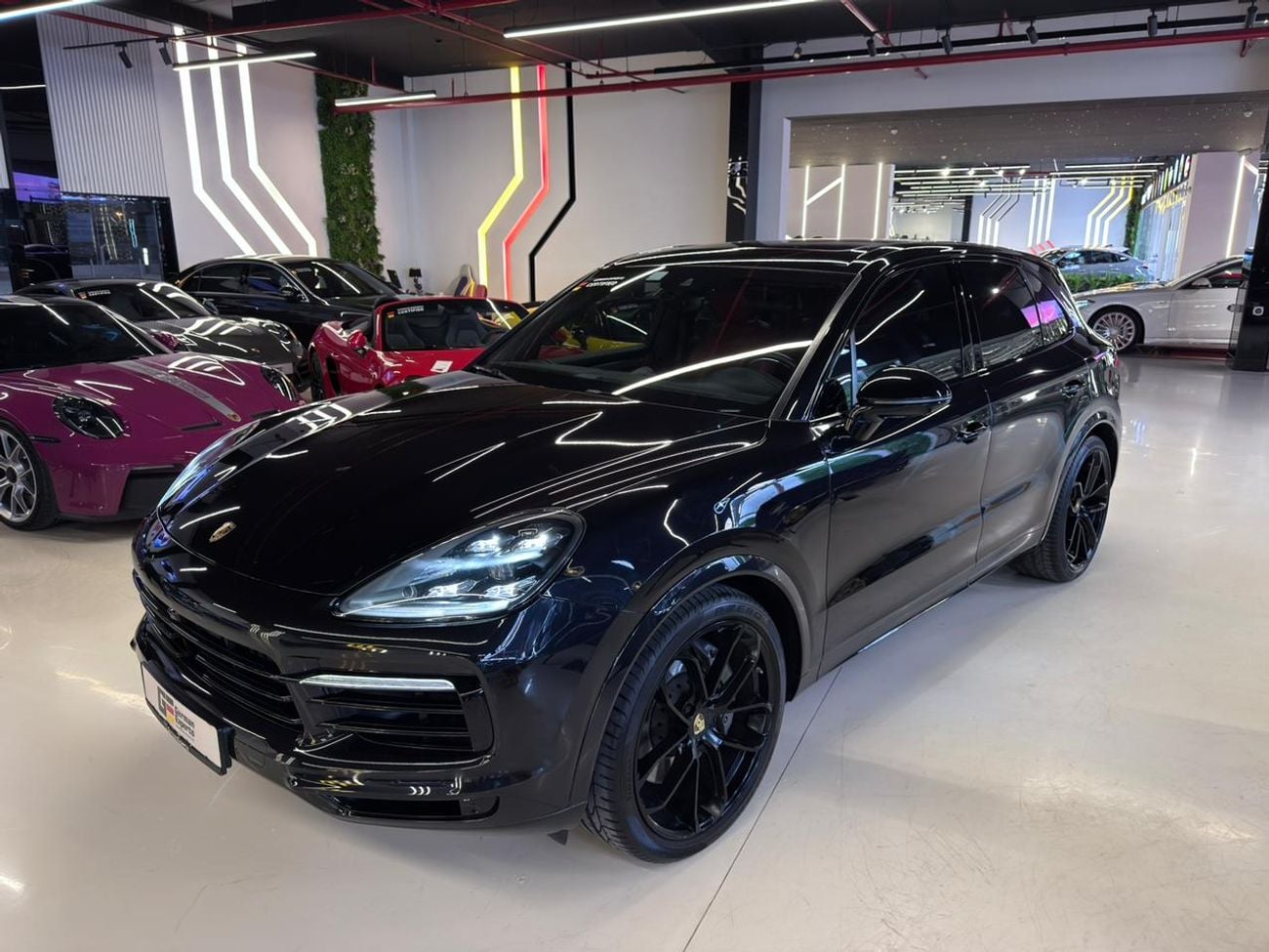 Porsche Cayenne S 2.9L (440 HP) 2019 Porsche Cayenne S - GCC - Full Service History