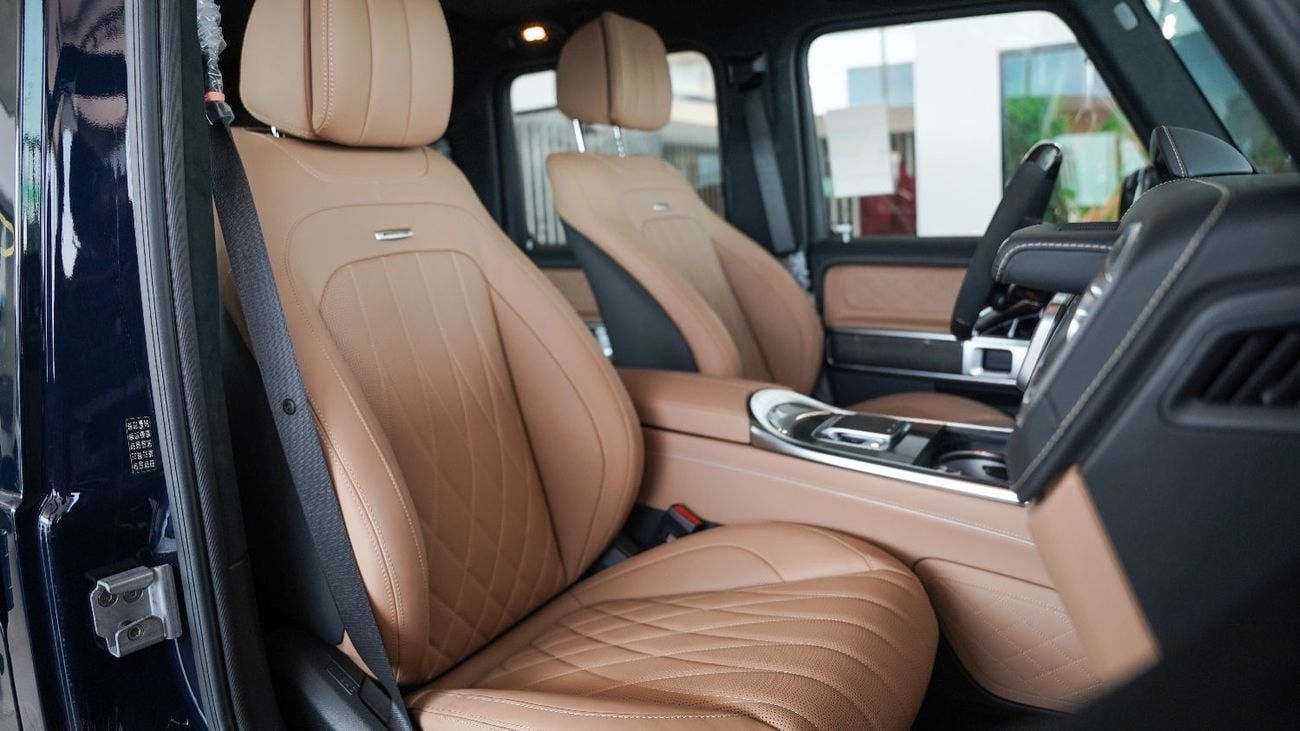 Mercedes-Benz G 63 AMG 4MATIC SUV GCC 2025 Fully Original Carbon Perfomance Package 5 Year Gargash Auto Warranty