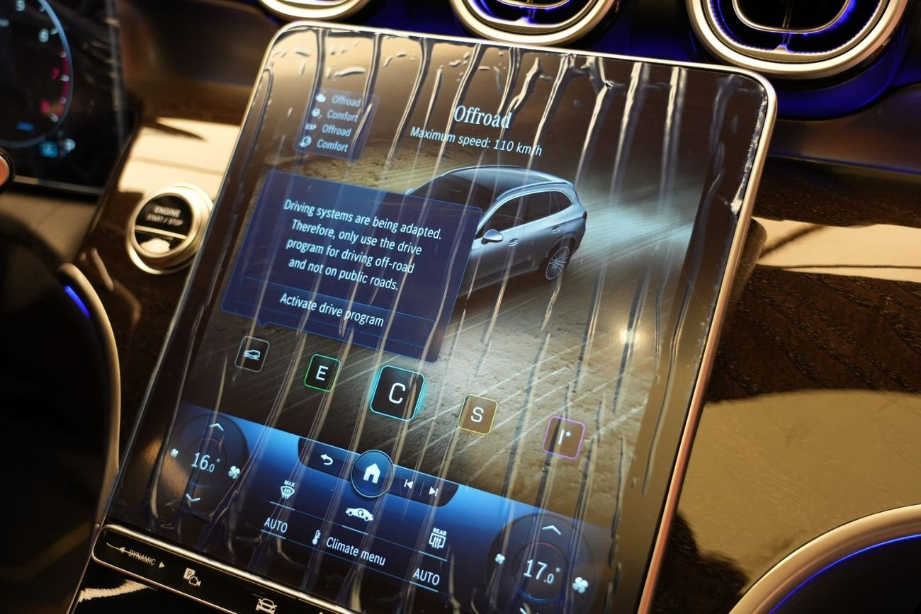 Mercedes-Benz GLC 200 GLC 200 SUV ✔AMG Package ✔Digital Light ✔Off-Road Package