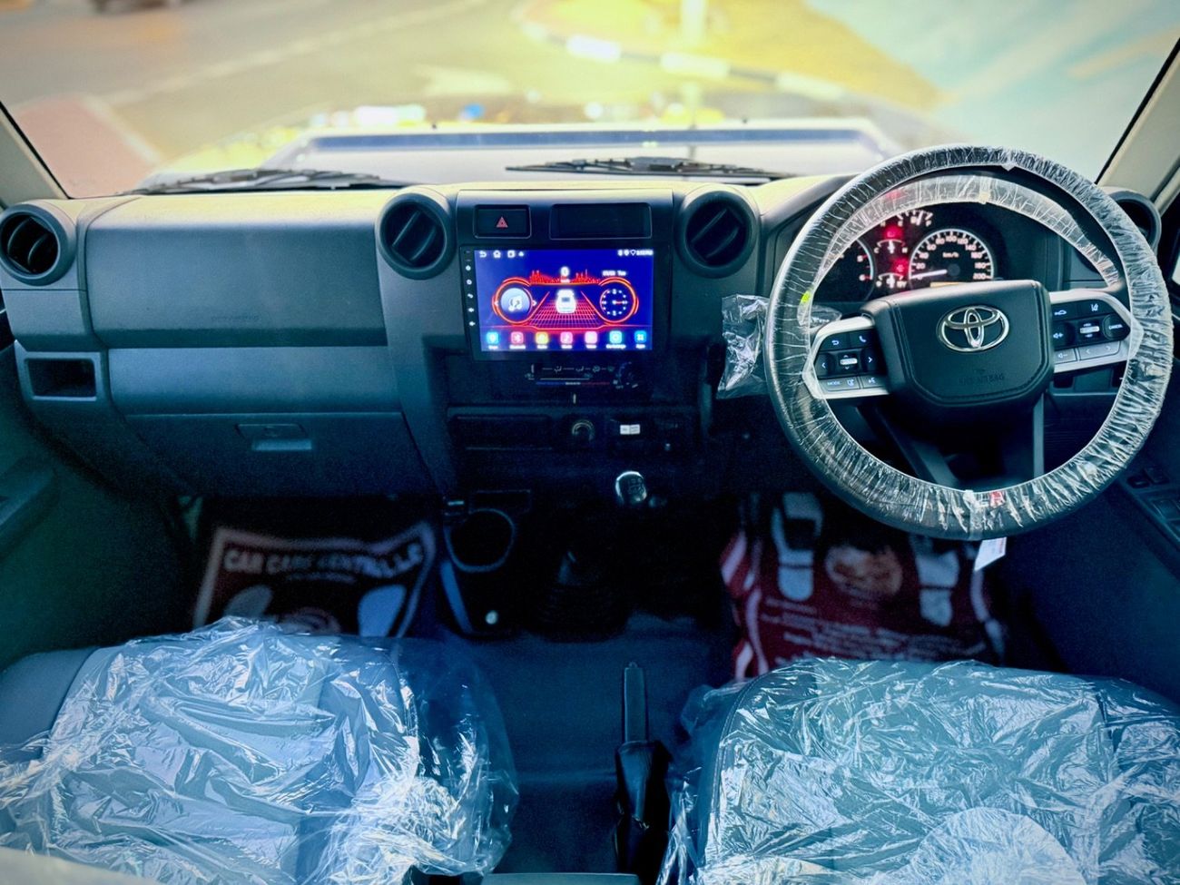 Toyota Land Cruiser Pick Up 2018 RHD Diesel Engine V8 Full Option Car is Very Clean and Perfect Condition