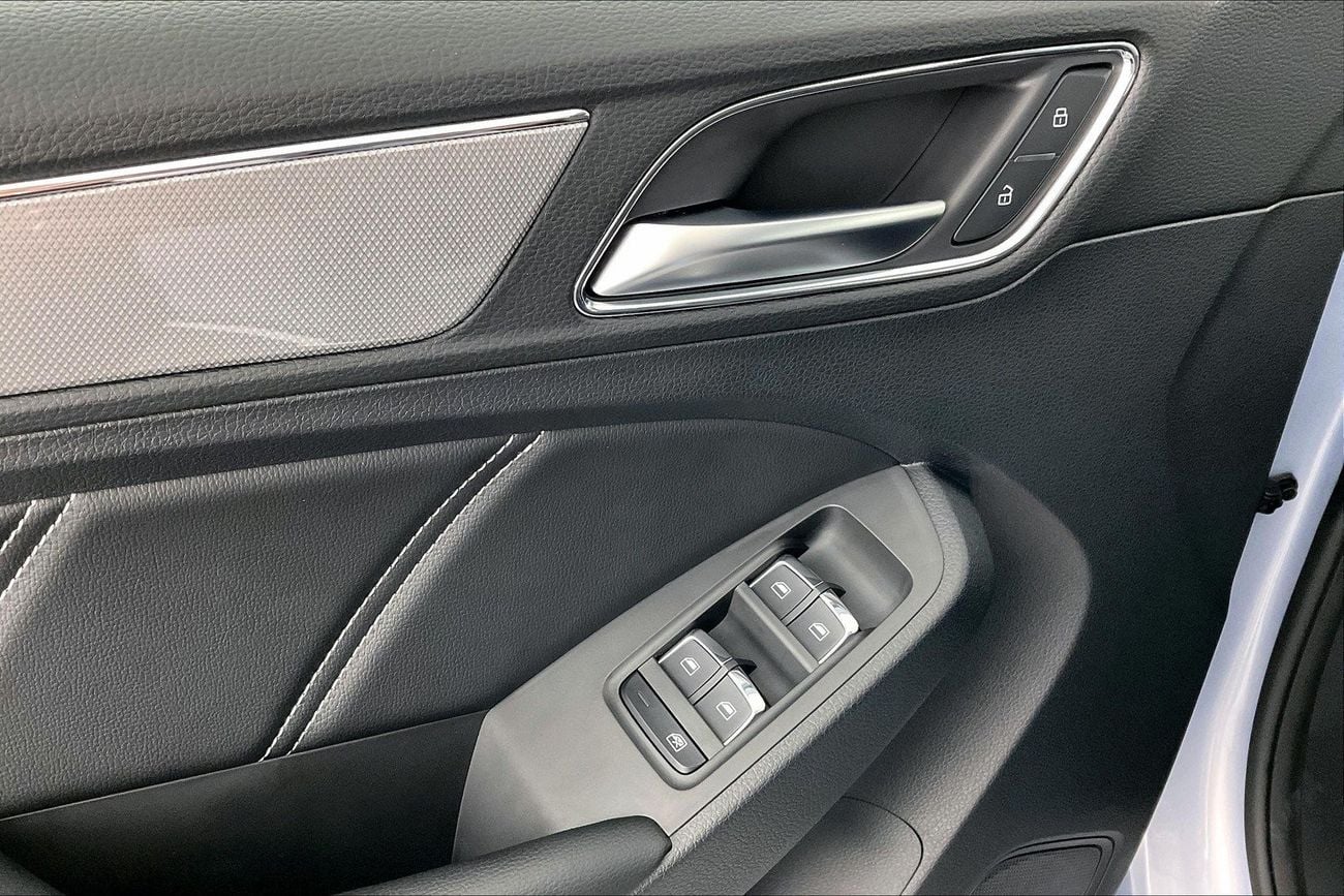 أم جي HS Trophy | ضمان مجاني لمدة عام | 0 دفعة أولى