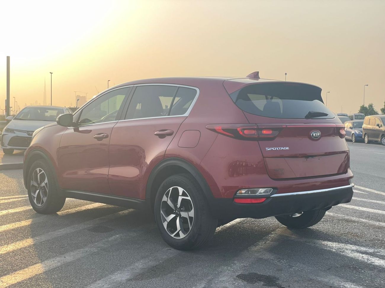 كيا سبورتيج 2021 Kia Sportage EX 2.4L V4 Push Start - Radar - Apple/Android Play MidOption+ -