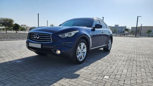 Infiniti QX70 Luxury