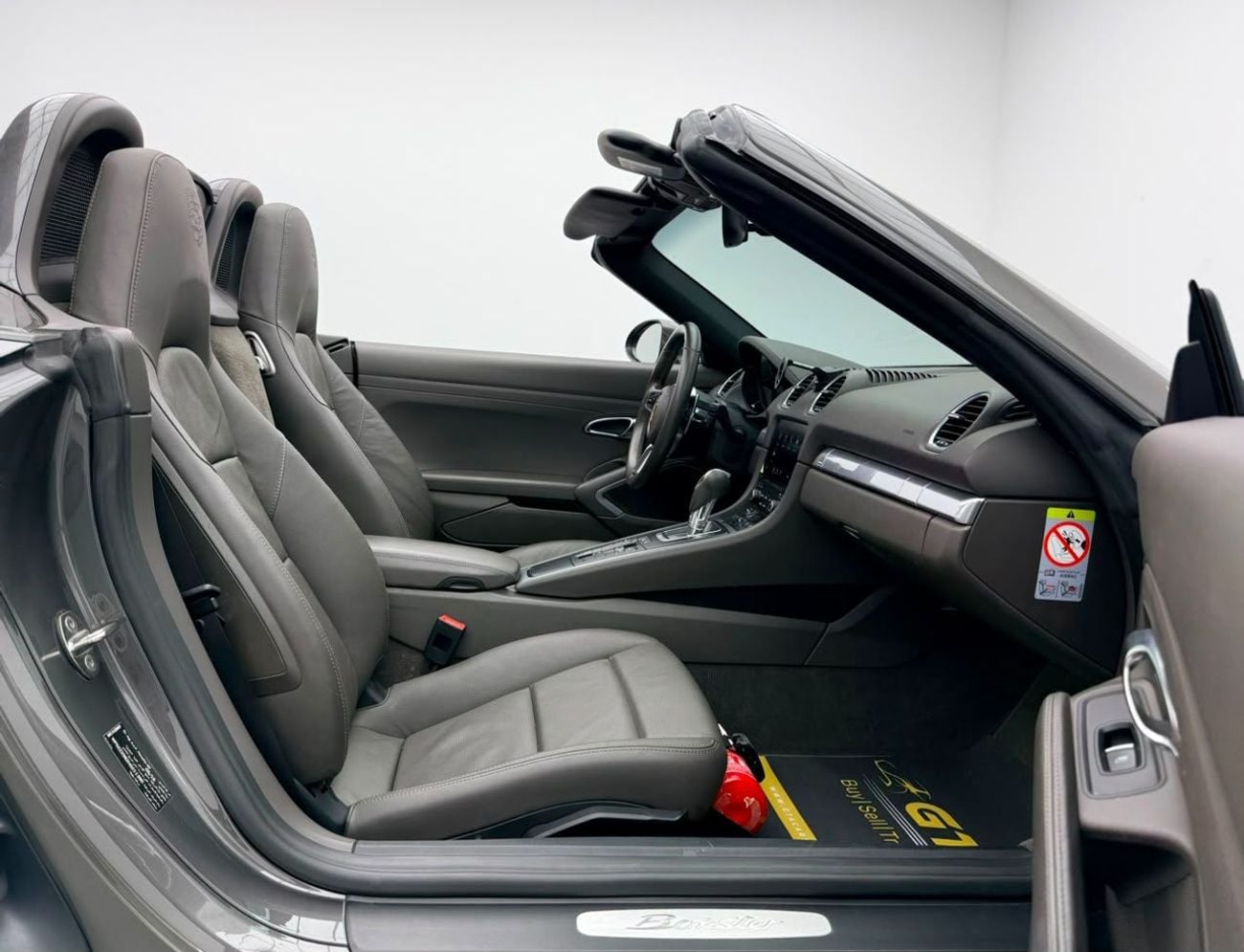 بورش بوكستر 718 STD 2017 Porsche 718 Boxster, Full Porsche Service History, Fully Loaded, Excellent Condition, GCC