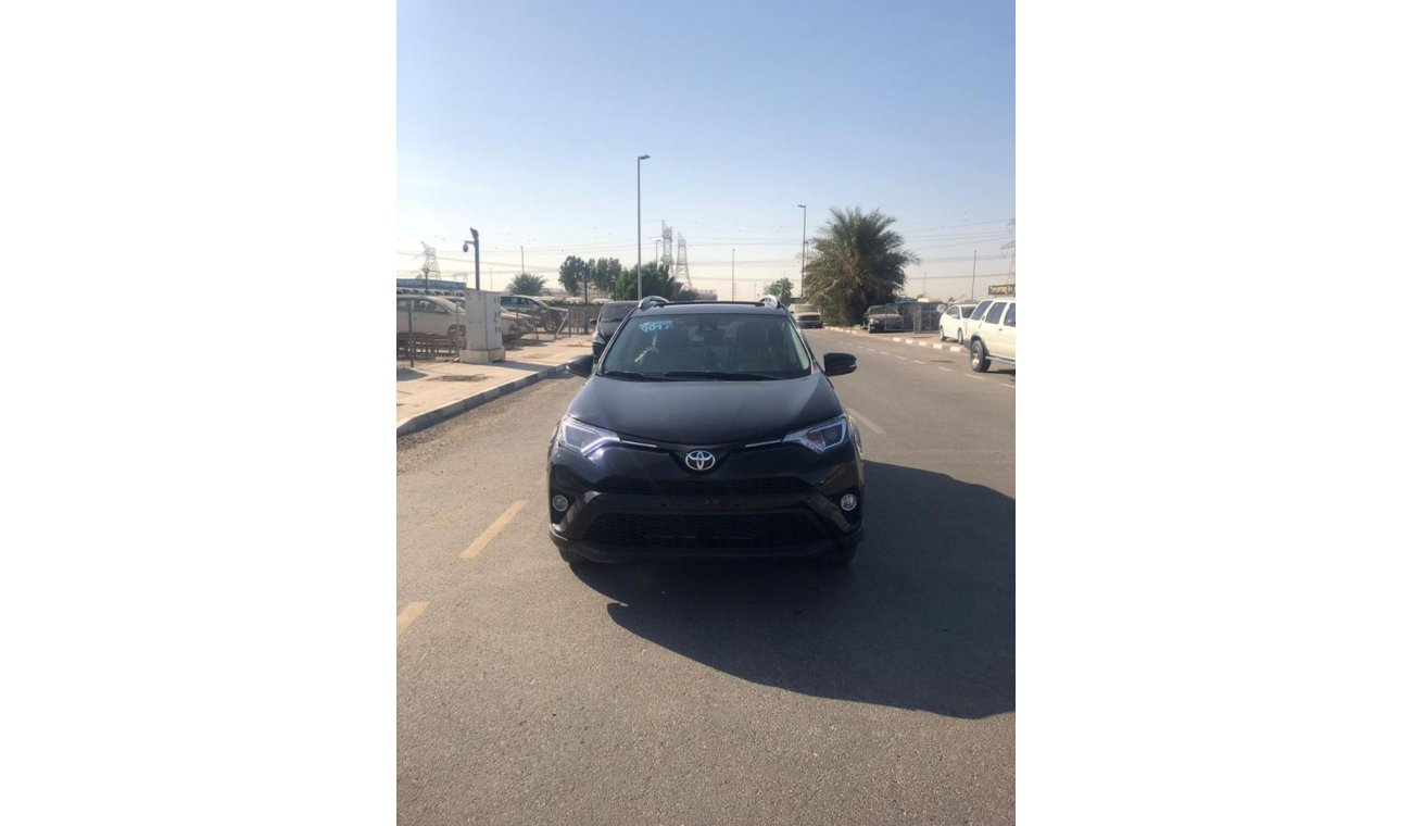 تويوتا راف ٤ TOYOTA RAV4 FULL OPTION