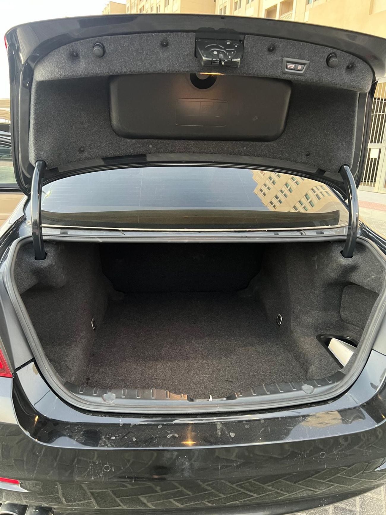 BMW 520i MIDDLE EAST EDITION