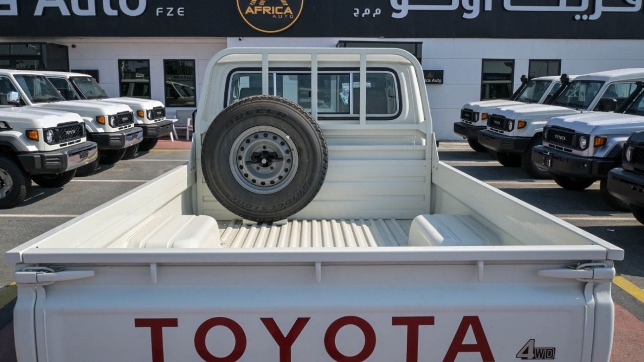 Toyota Land Cruiser Pick Up TOYOTA LC79 SC 2.8L DSL 26YM