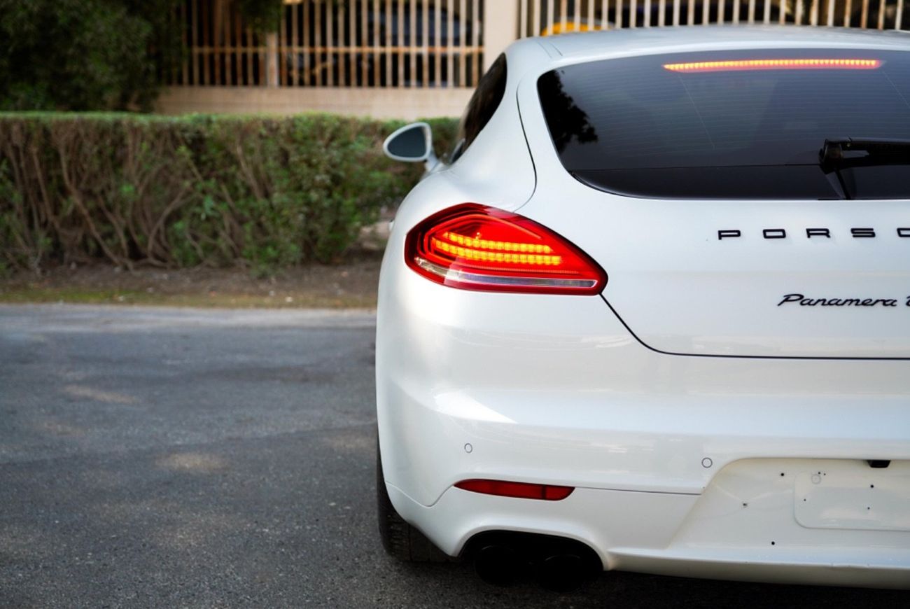 بورش باناميرا Turbo 4.8L (493 HP)