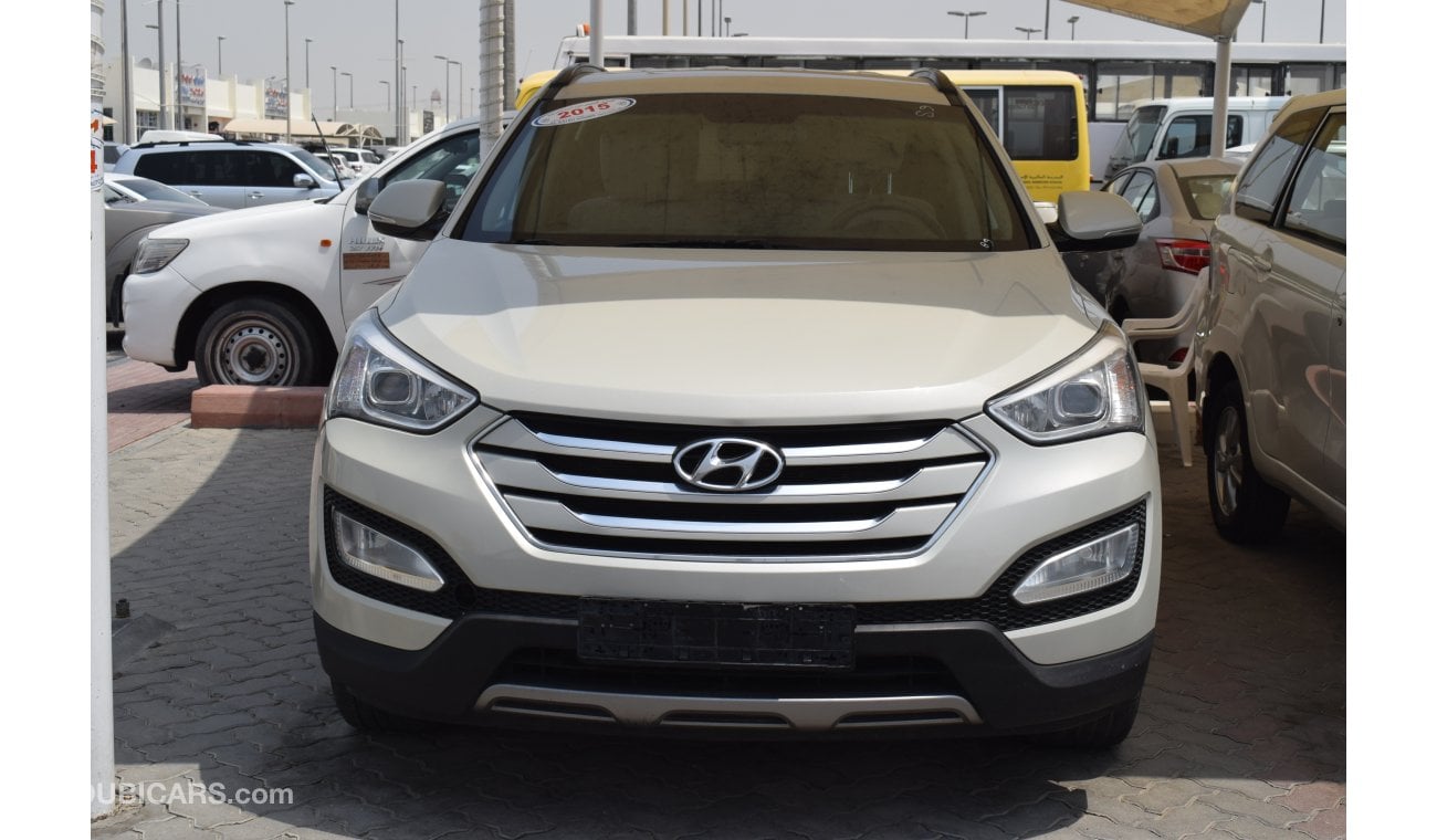 Hyundai Santa Fe 2015 CC No Accident No Paint A Perfect Condition