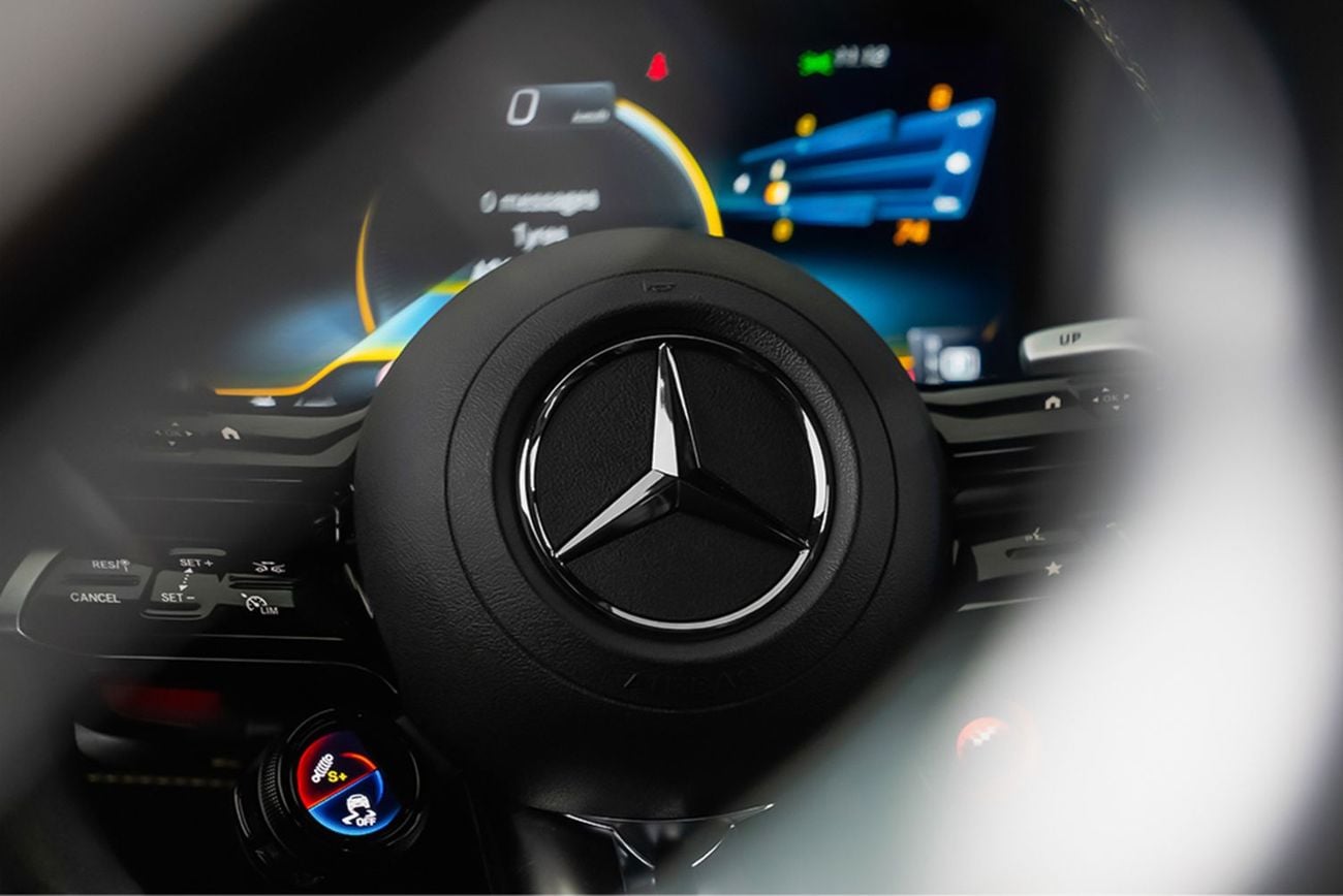 Mercedes Benz AMG GT 63-S