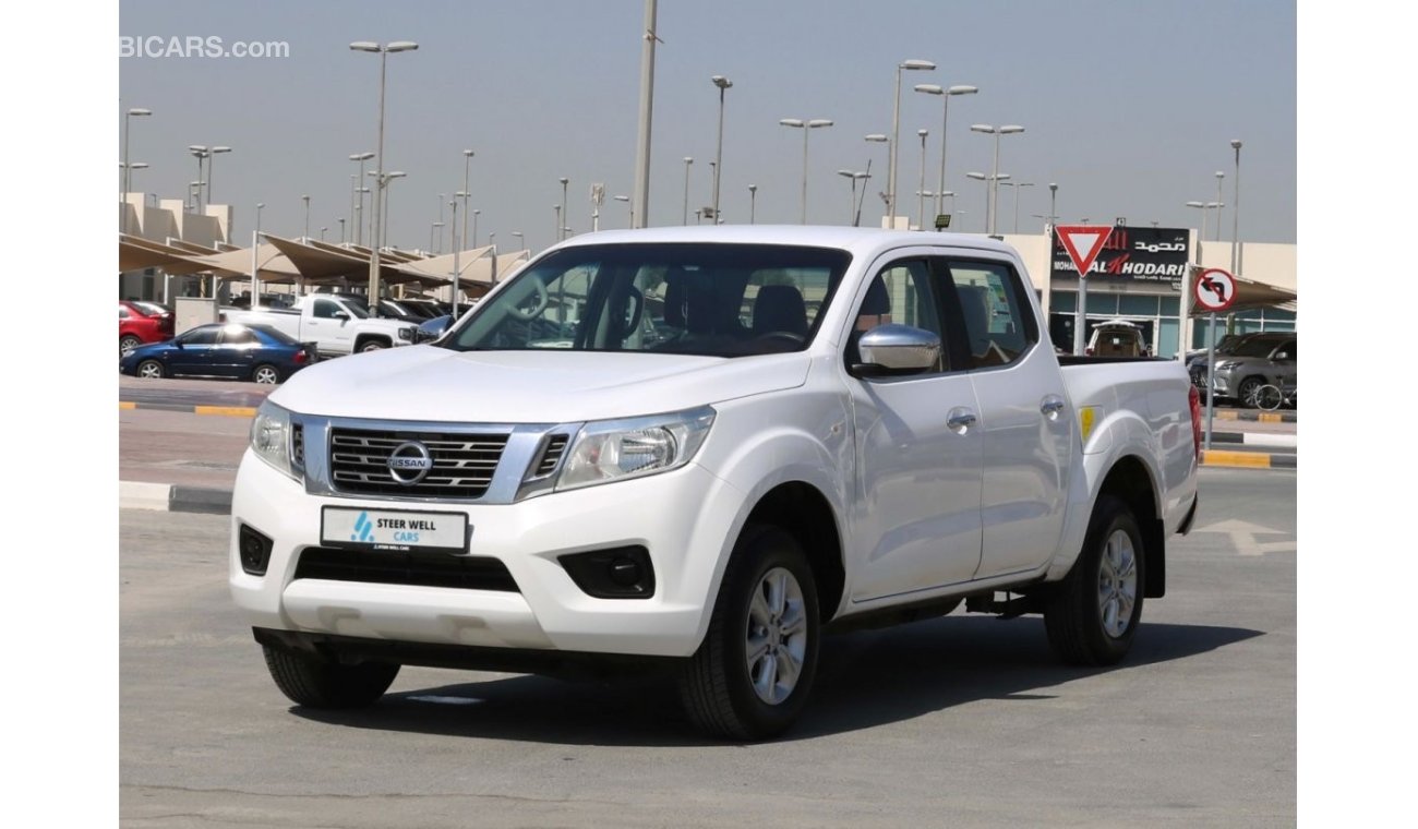 Nissan Navara 2017 | 4X2 DOUBLE CABIN AUTOMATIC GEAR PICKUP WITH GCC SPECS AND EXCELLENT CONDITION