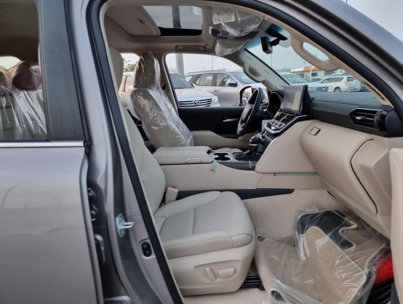 تويوتا لاند كروزر 2025 Toyota Land cruiser 4.0L VX Petrol 6 Cylinder Automatic Zero KM