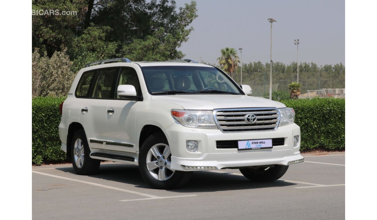 Toyota Land Cruiser 2013 | PLATINUM EDITION V6 - EXCELLENT CONDITION WITH GCC SPECS
