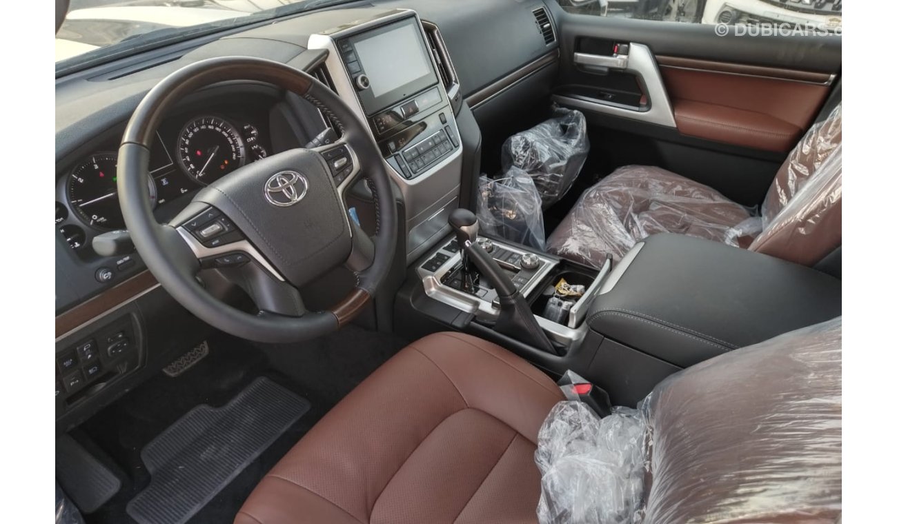 Toyota Land Cruiser Elegance 4.5l VX Diesel A/T