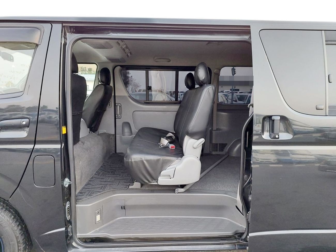 Toyota Hiace TOYOTA HIACE VAN RIGHT HAND DRIVE(PM83099)