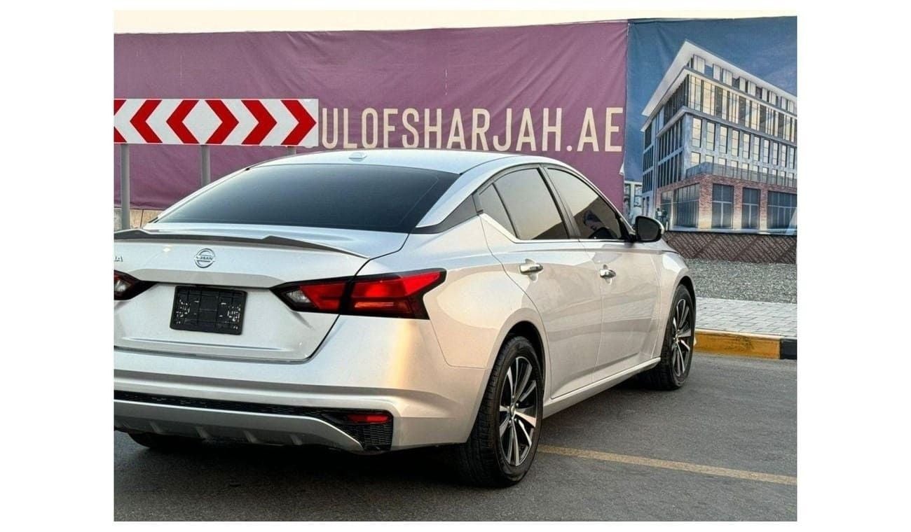 نيسان ألتيما 2.5 SV In excellent condition and requires no expenses