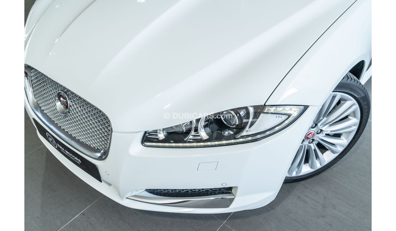 Jaguar XF 2015 Jaguar XF 3.0L V6 Supercharged Premium Luxury Edition / Extended Jaguar Warranty