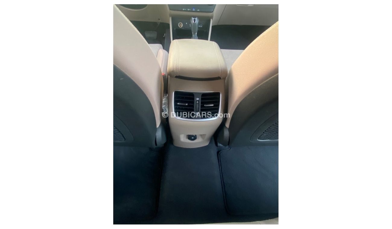 Hyundai Tucson GLS Plus GLS Plus