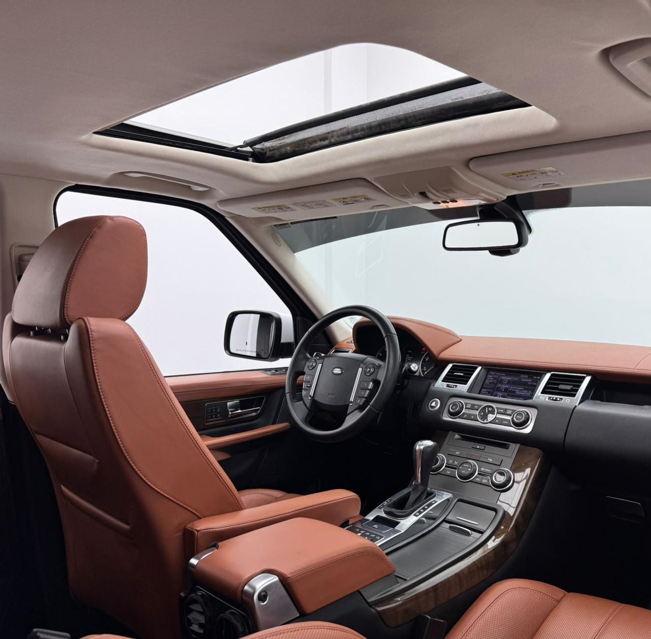Land Rover Range Rover Sport 2013 Range Rover Sport HSE, Range Rover Service History, Excellent Condition, GCC