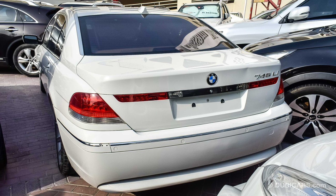 BMW 745e Li