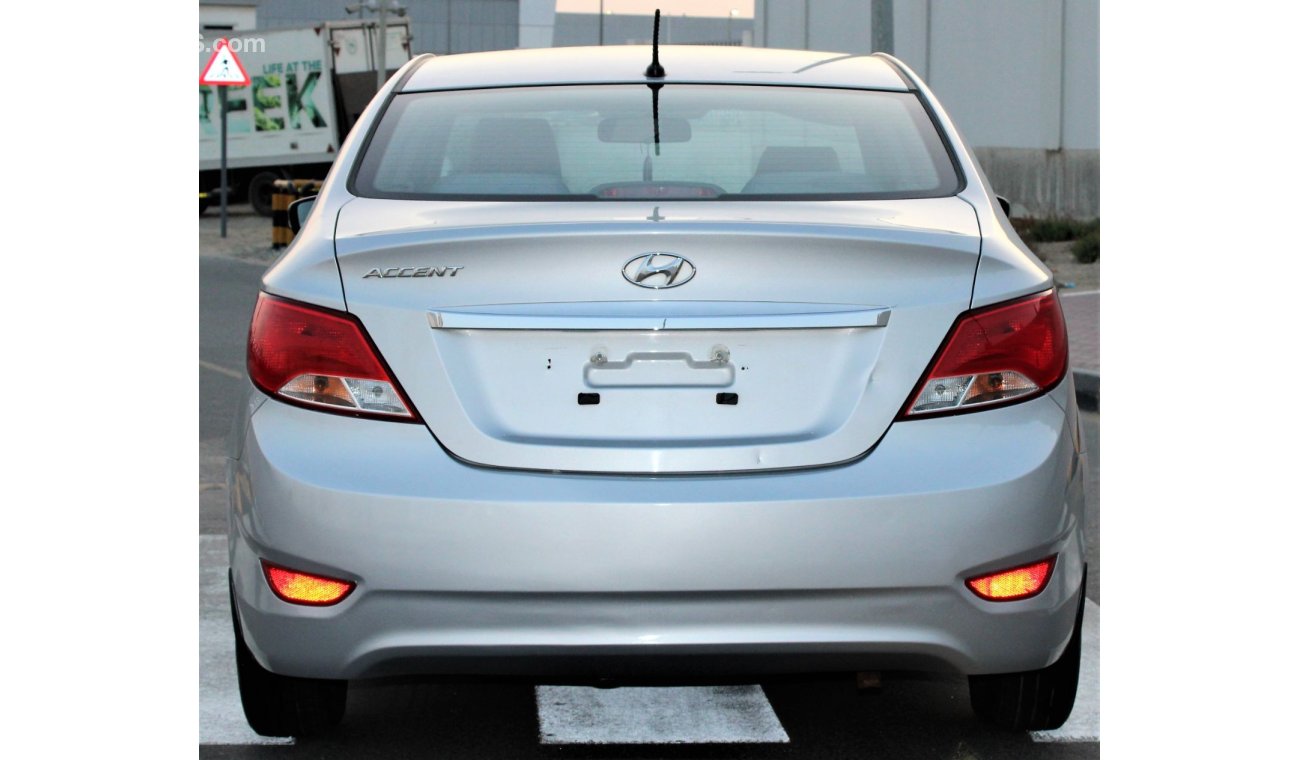 Hyundai Accent Hyundai Accent 2015 GCC in excellent condition without accidents, very clean from inside and outside