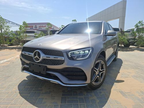 Mercedes-Benz GLC Coupe 300 4MATIC Mercedes-Benz GLC300e coupe 2023 full option