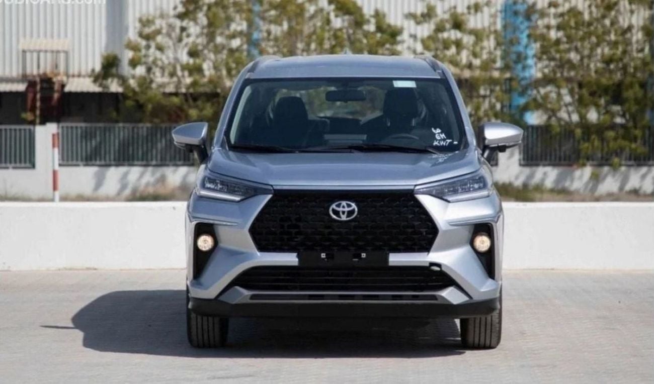 تويوتا فيلوز GLX Toyota Veloz 2023 Toyota Veloz V 1.5 - Silver inside Black
