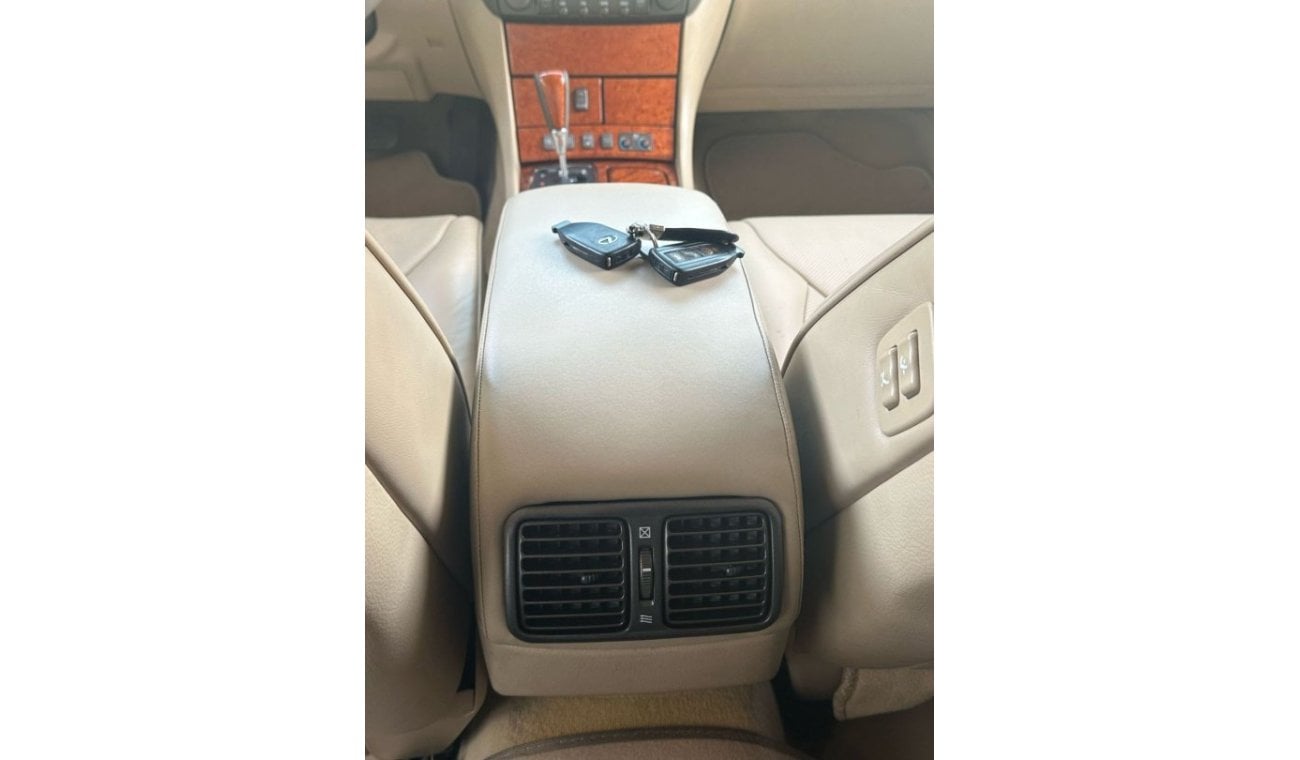 Lexus LS 430 Lexus LS430  Model: 2006  Price : 38,000 dirhams Mileage : 209,000 km Gulf specifications Full Ultra