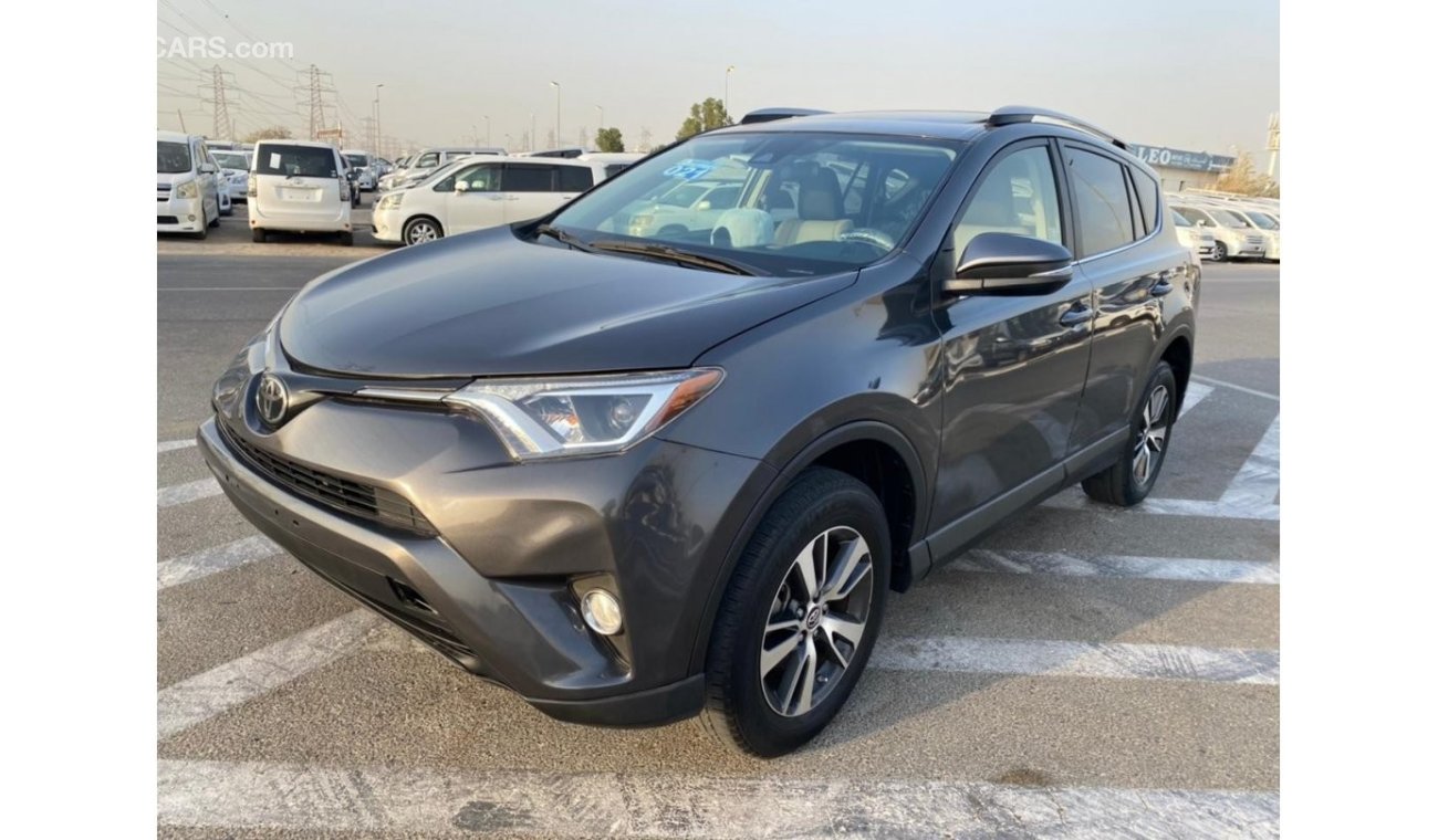 تويوتا راف ٤ 2017 TOYOTA RAV-4 / XLE / MID OPTION