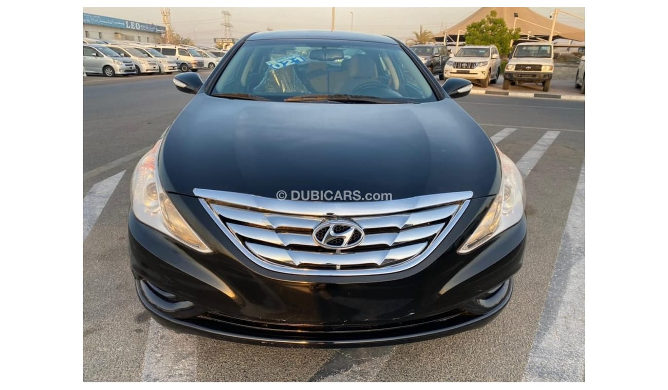 Hyundai Sonata 2014 HYUNDAI SONATA / MID OPTION