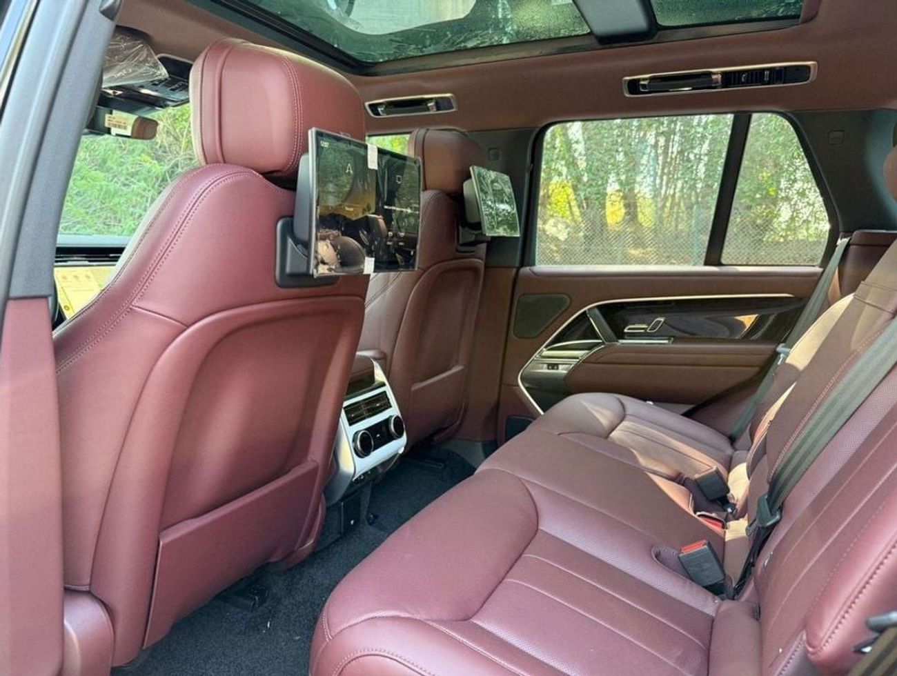 لاند روفر رينج روفر RANGE ROVER VOUAG V6 HSE P400 2025