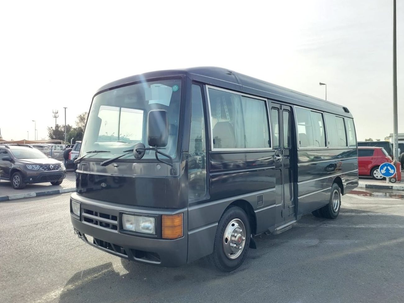 نيسان سيفيليان NISSAN CIVILIAN BUS RHD 1998 MODEL 4.1 L DIESEL AUTOMATIC(PM02267)