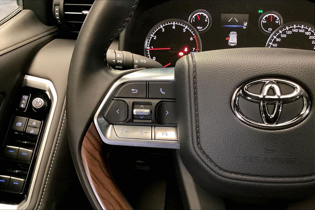 Toyota Land Cruiser GXR | Guaranteed Warranty | 0 Down Payment