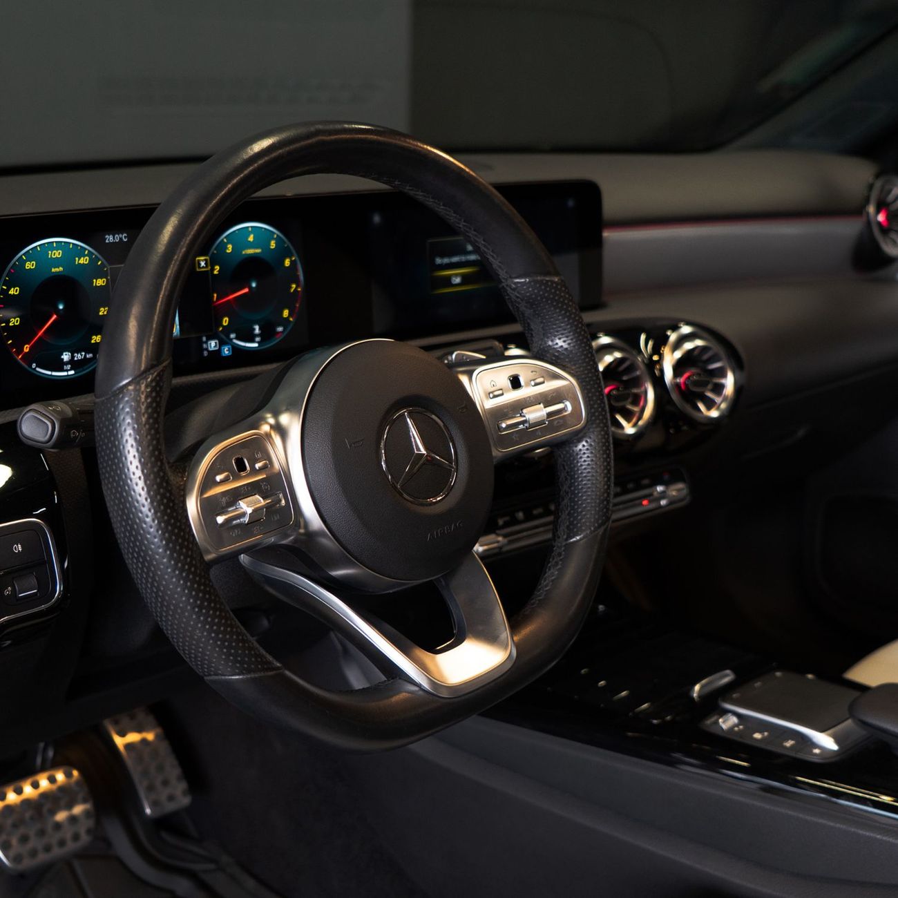 مرسيدس بنز A 180 AED 1,724  pm  • 0% Downpayment • Mercedes A180 AMG • 1 Year Warranty