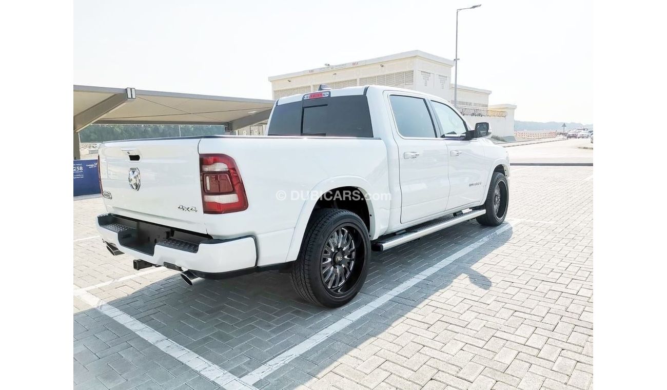رام 5500 Dodge RAM Longhorn - 2022 - White