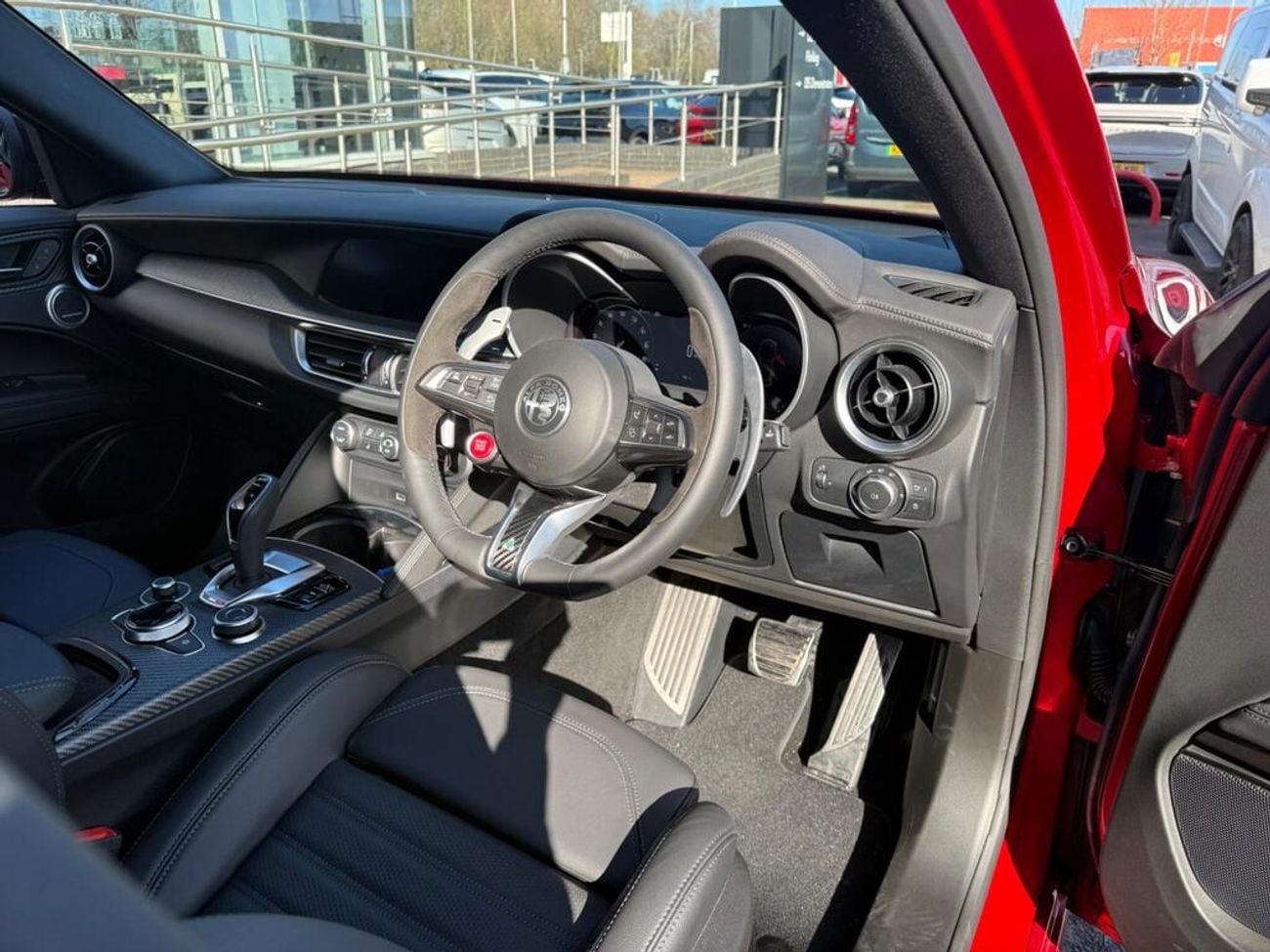 ألفا روميو ستيلفيو 2.9 V6 Bi-Turbo Quadrifoglio Auto Q4 AWD Euro 6 (s/s) 5dr (export only ) Right hand Drive