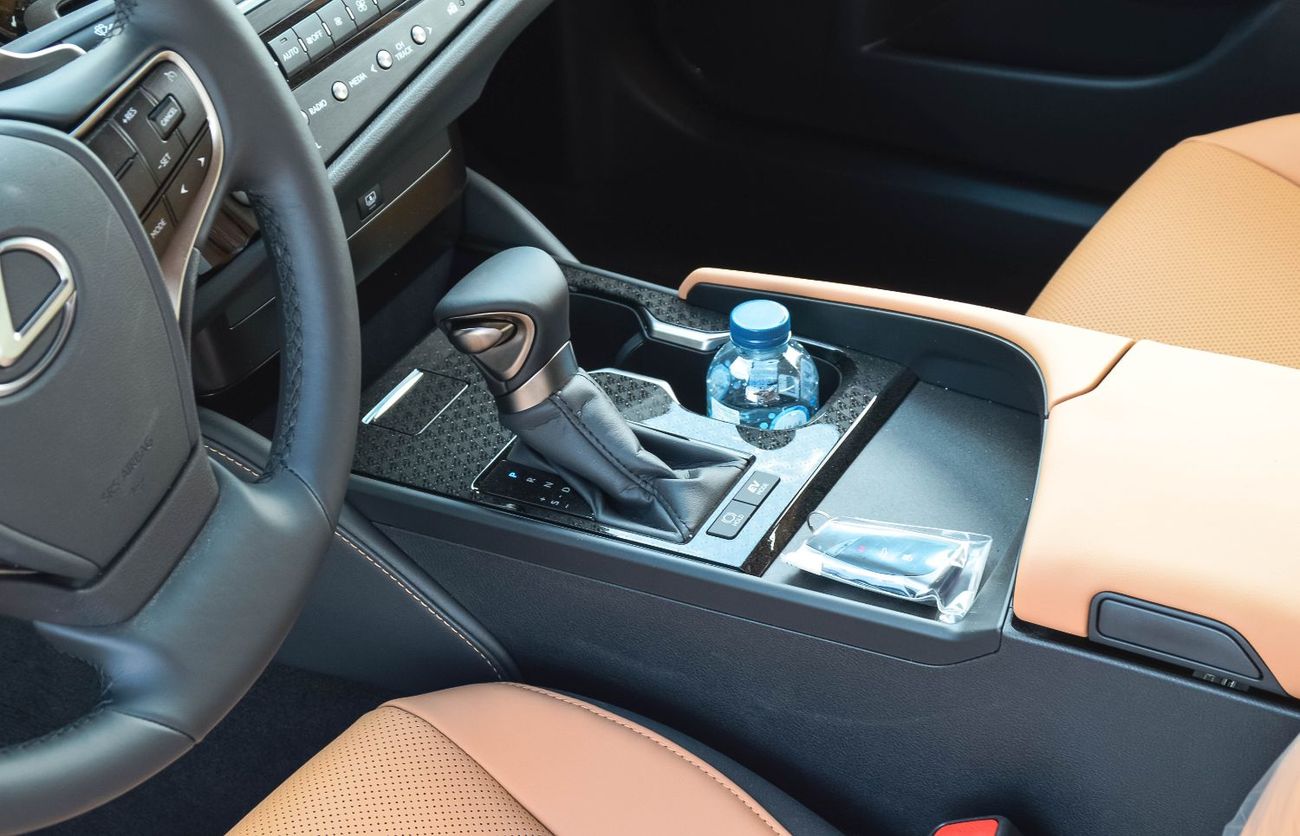 Lexus ES300h LEXUS ES300h 2.5L FWD SEDAN 2025